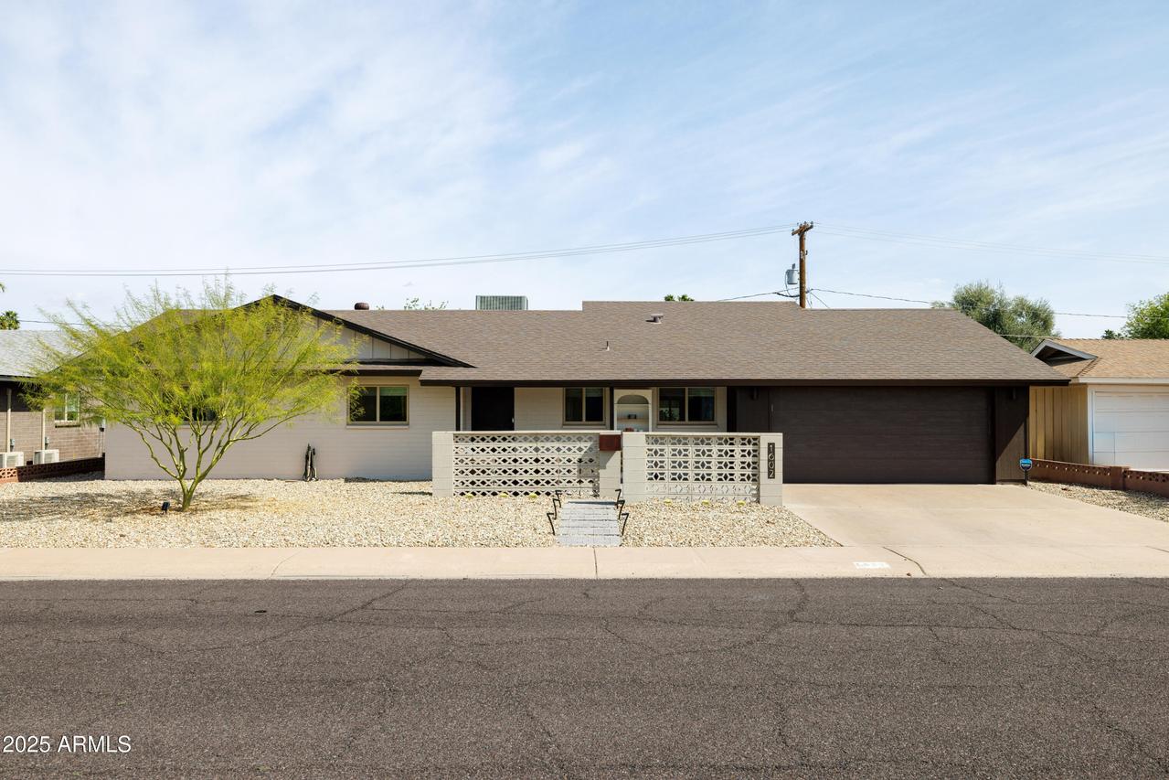 1602 W Lawrence Rd., Phoenix, AZ 85015