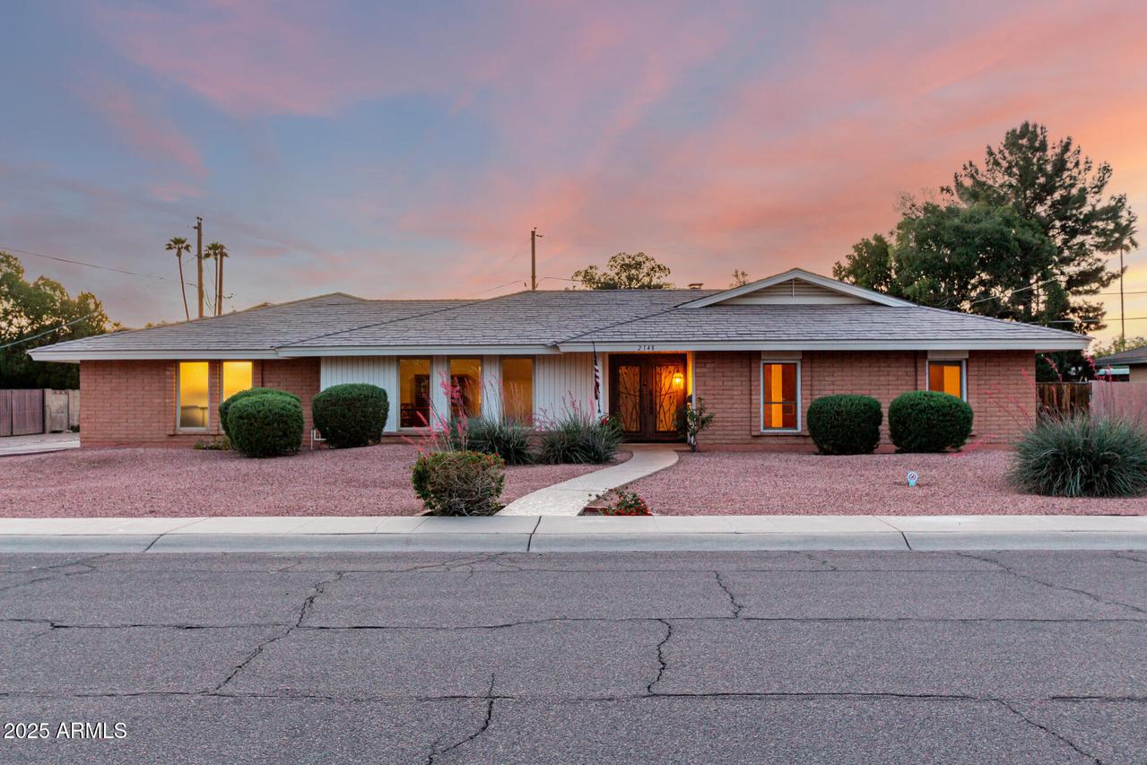 2148 E Cairo Dr., Tempe, AZ 85282
