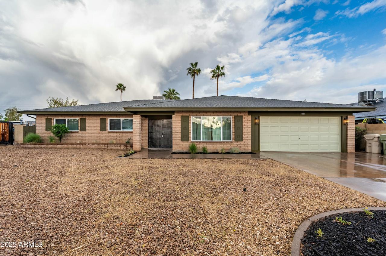 7605 N 45th Dr., Glendale, AZ 85301
