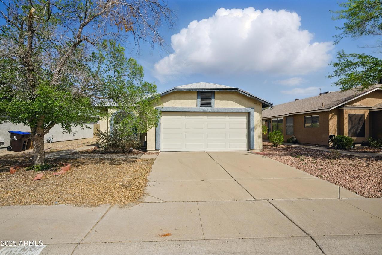 11815 N 75th Ln., Peoria, AZ 85345
