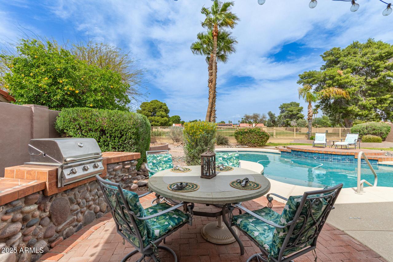 5552 E Enrose St., Mesa, AZ 85205