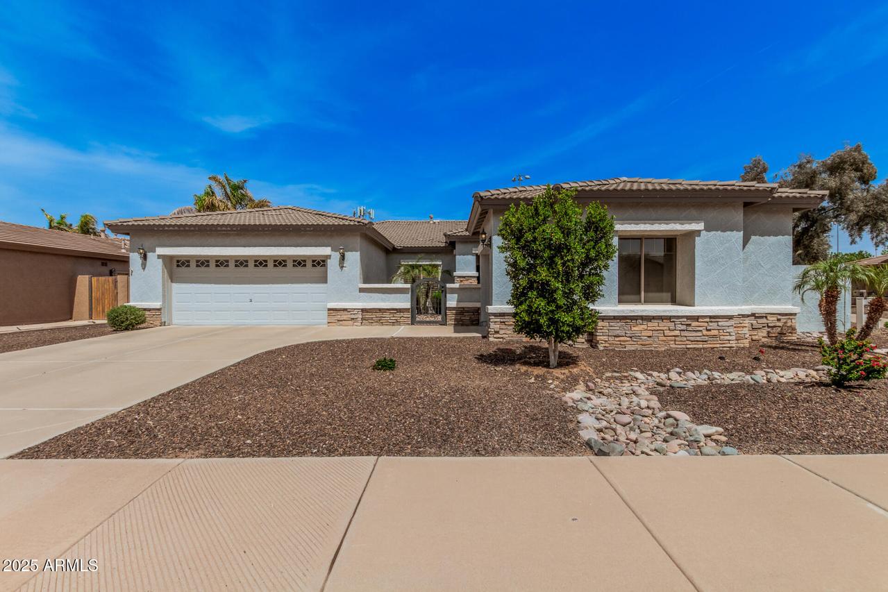 20948 E Saddle Way, Queen Creek, AZ 85142