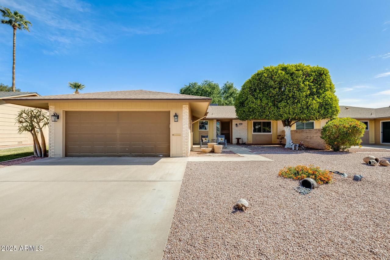 10632 W Saratoga Cir., Sun City, AZ 85351
