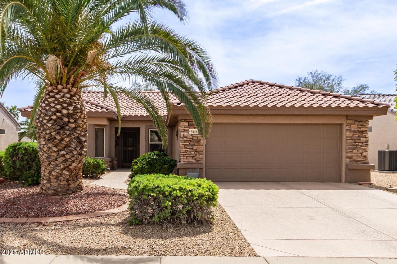 16331 W Tierra Way, Surprise, AZ 85374