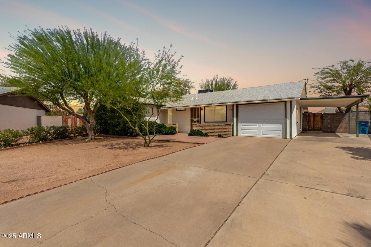 1910 W 9th Ave., Apache Junction, AZ 85120