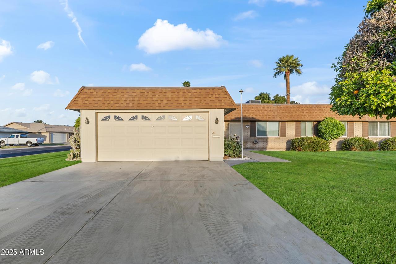 9202 N 107th Ave., Sun City, AZ 85351