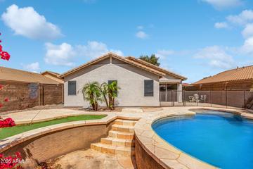 8221 W Lumbee St., Phoenix, AZ 85043