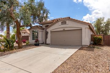 8221 W Lumbee St., Phoenix, AZ 85043