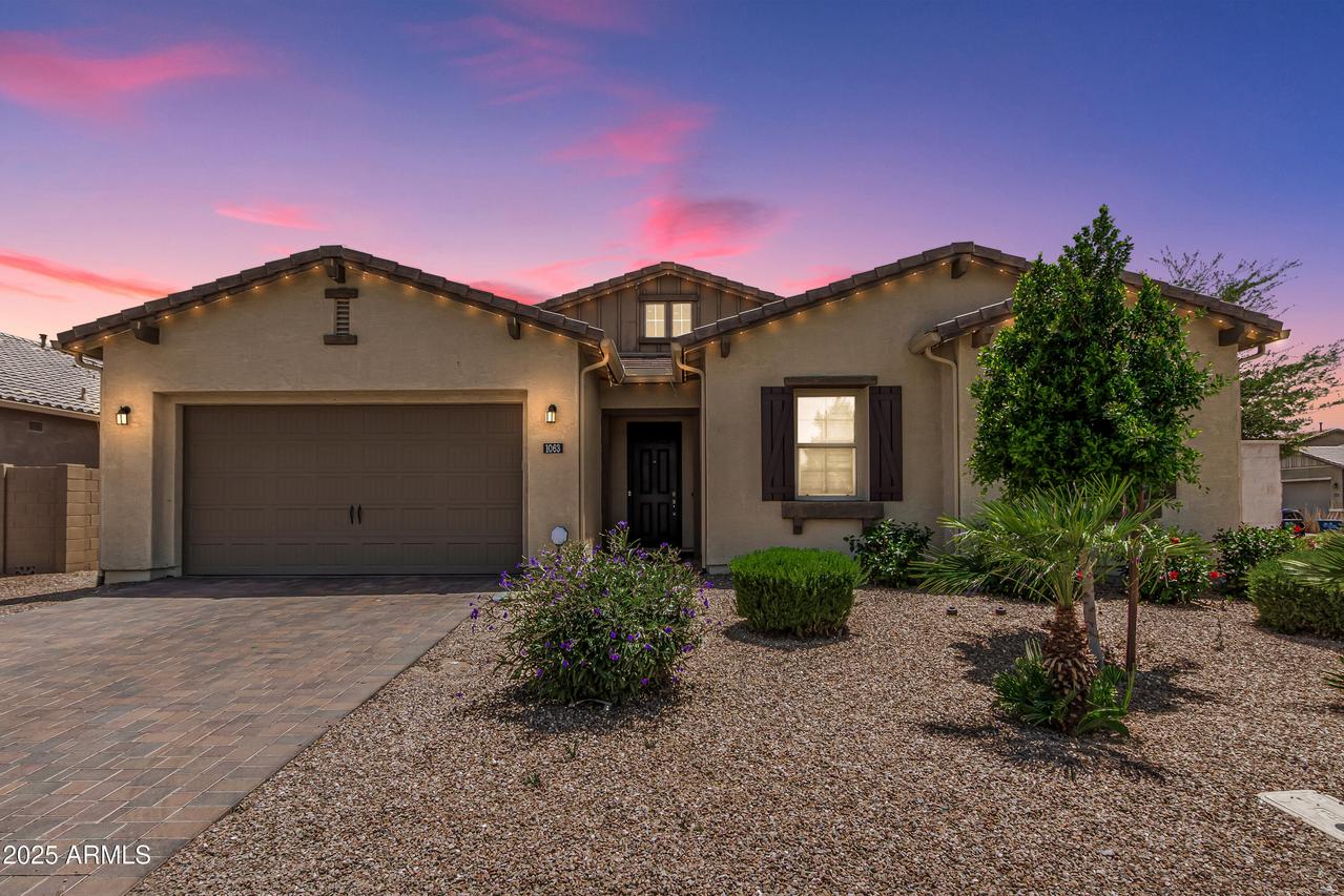 1063 E Holland Park Dr., Gilbert, AZ 85297