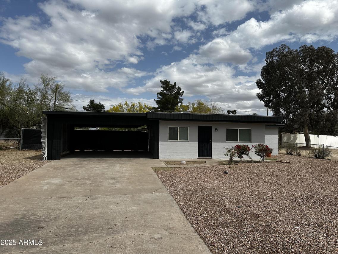 1112 E Dunlap Ave., Phoenix, AZ 85020