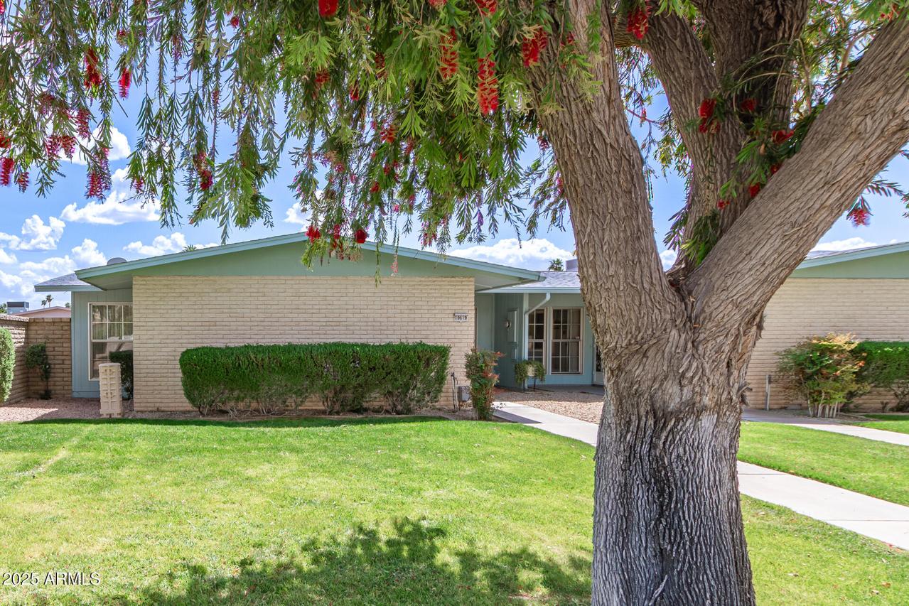 10619 W Highwood Ln., Sun City, AZ 85373