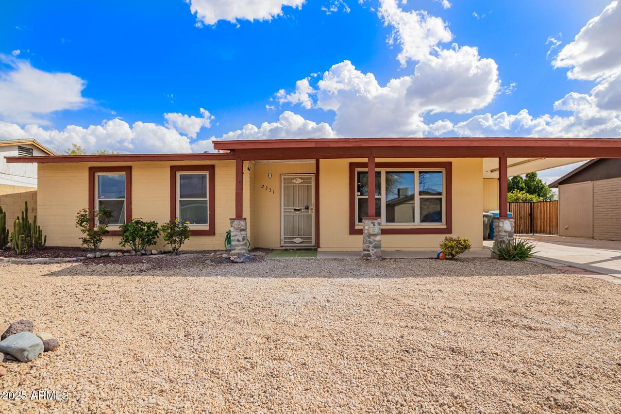 2331 W Hartford Ave., Phoenix, AZ 85023