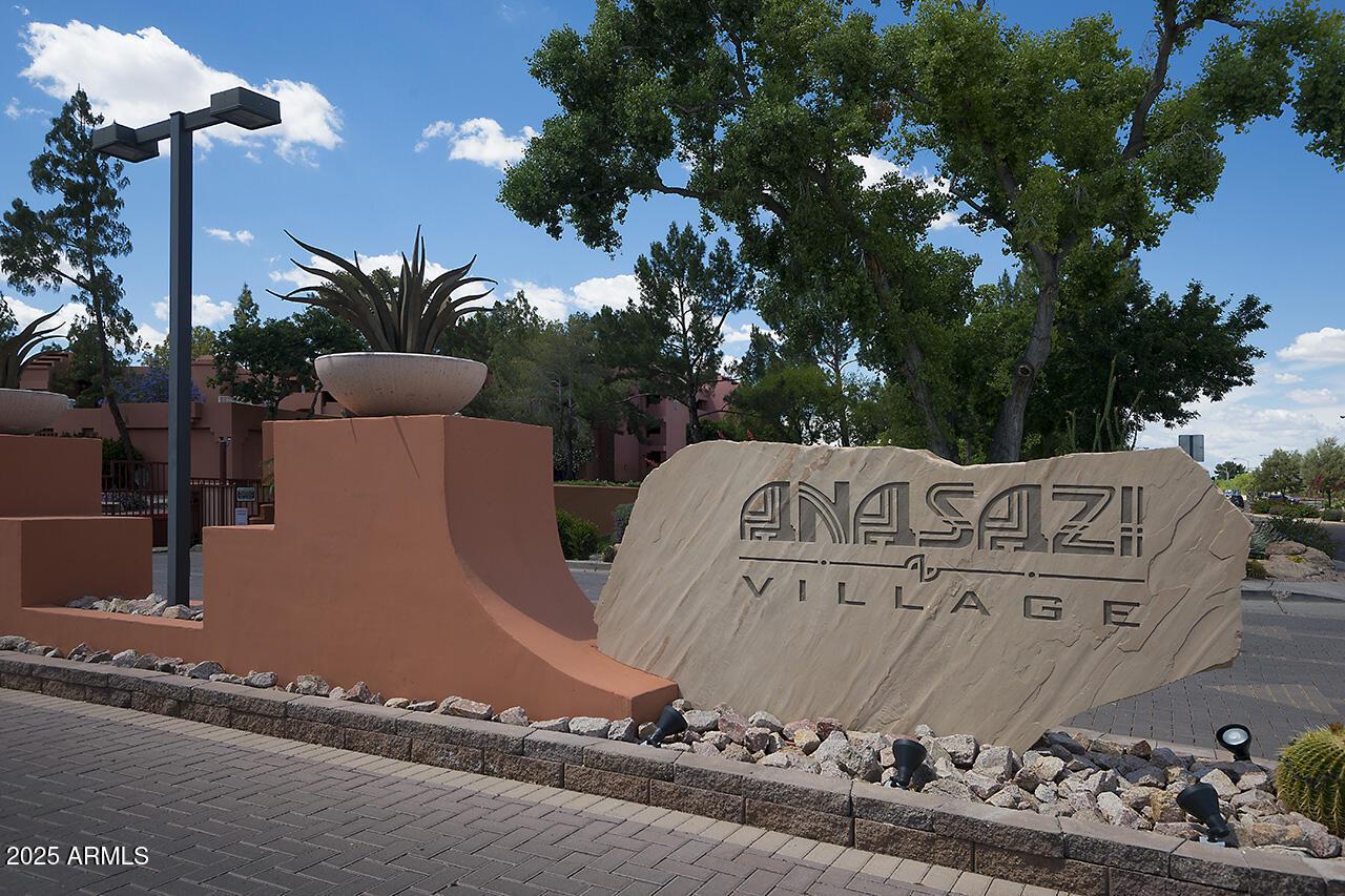 12222 N Paradise Village Pkwy. #409, Phoenix, AZ 85032