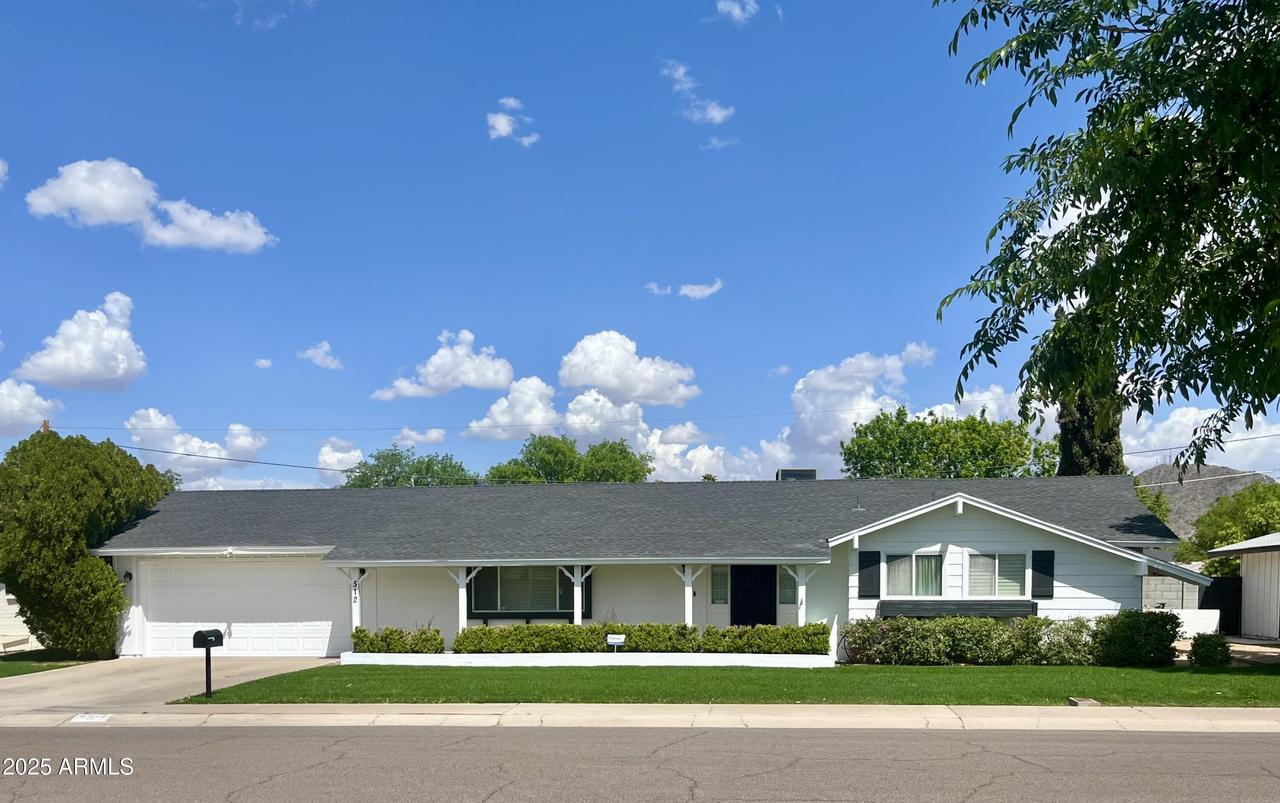 512 W Seldon Ln., Phoenix, AZ 85021