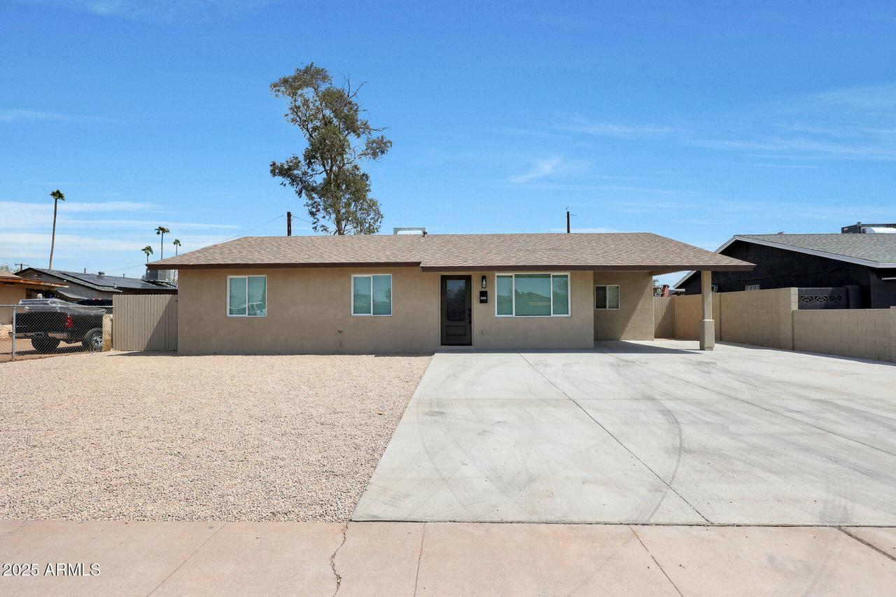 3245 N 43rd Ave., Phoenix, AZ 85031