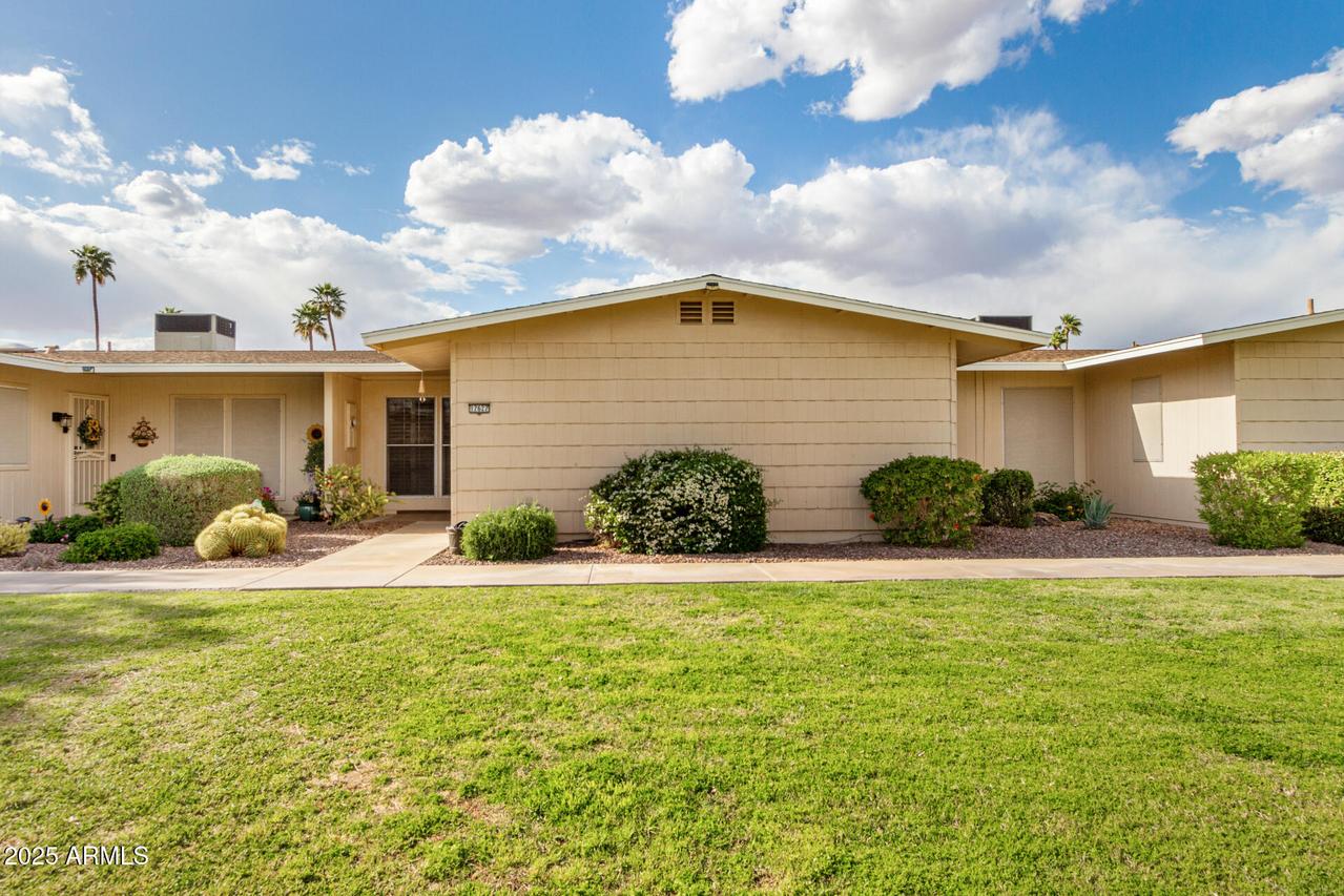 17627 N 104th Ave., Sun City, AZ 85373