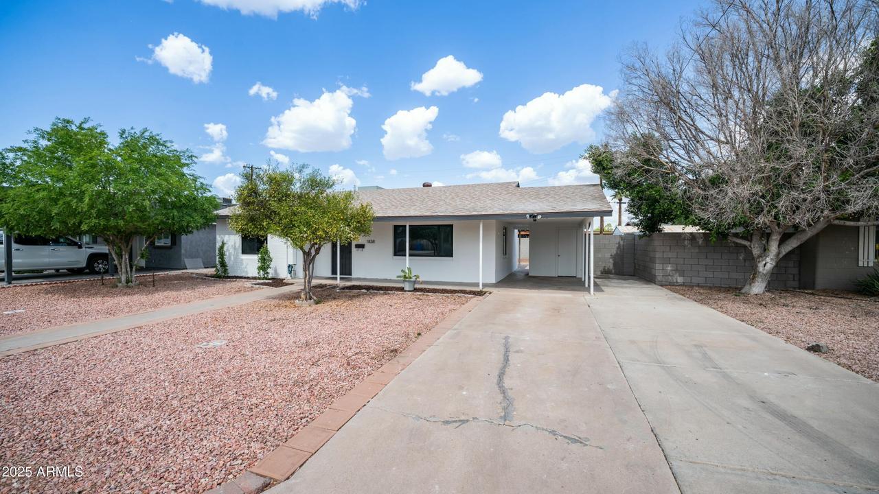 1838 E Earll Dr., Phoenix, AZ 85016