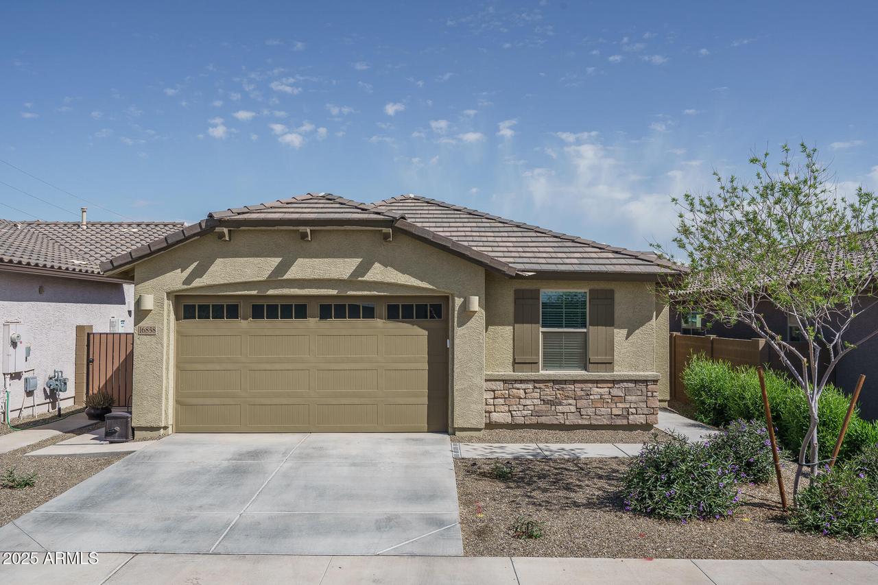 16858 W Las Palmaritas Dr., Waddell, AZ 85355