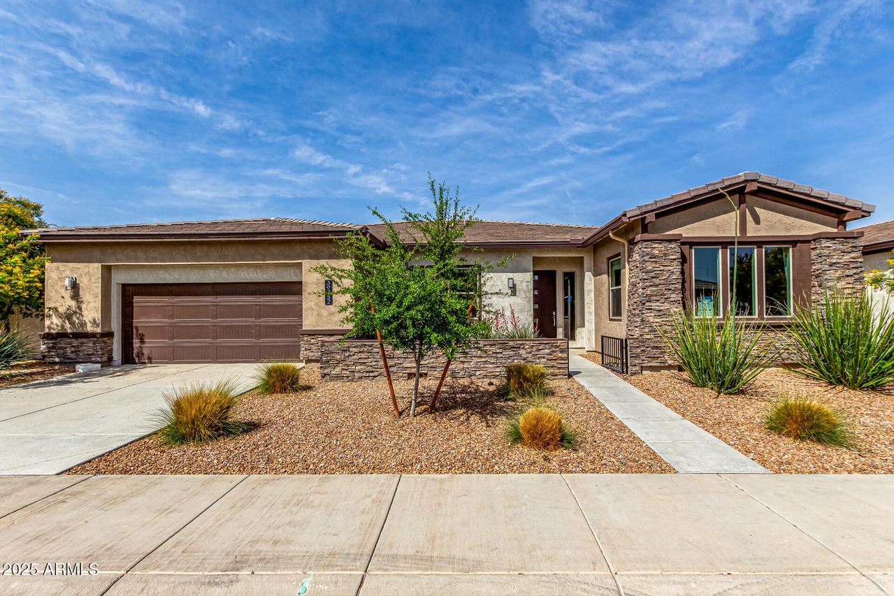 39752 N Collins Ln., San Tan Valley, AZ 85140