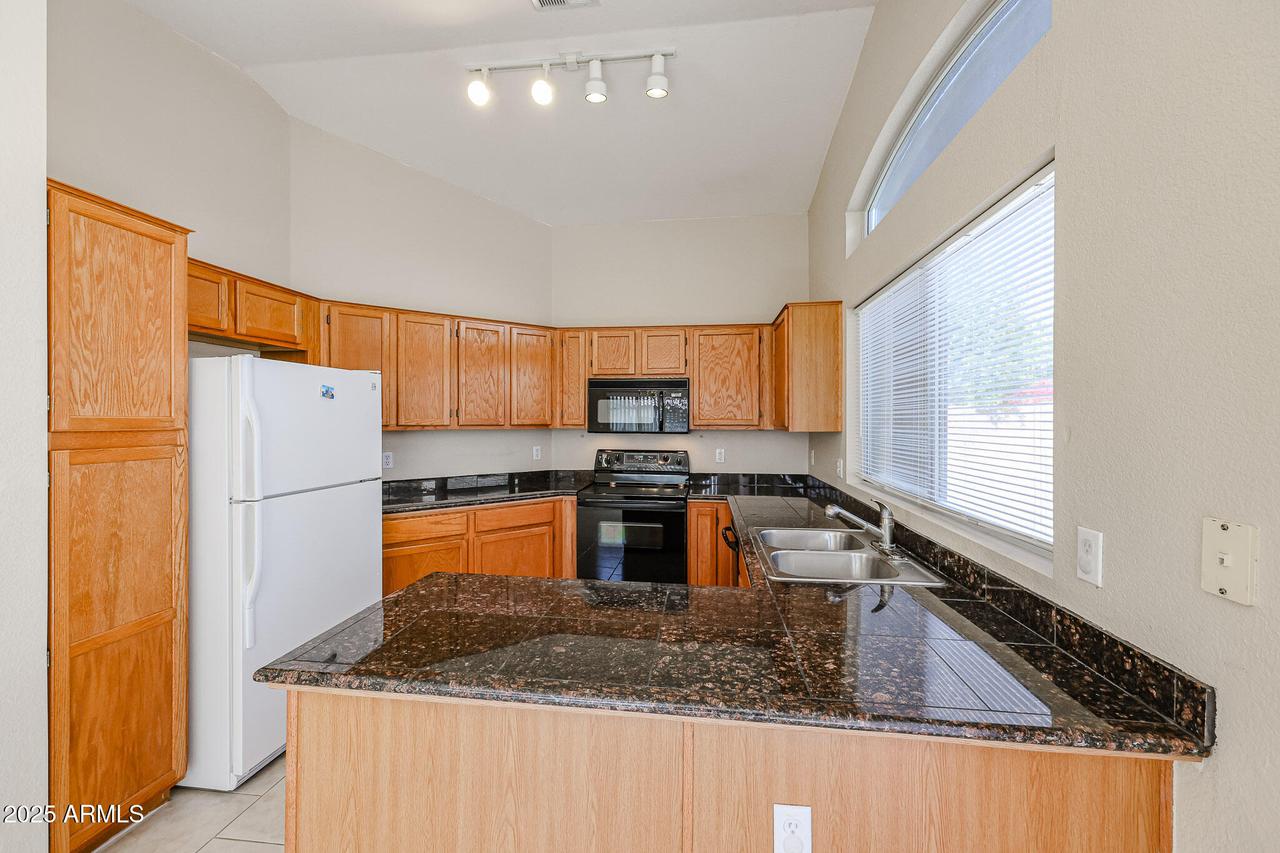 4922 W Tonto Rd., Glendale, AZ 85308