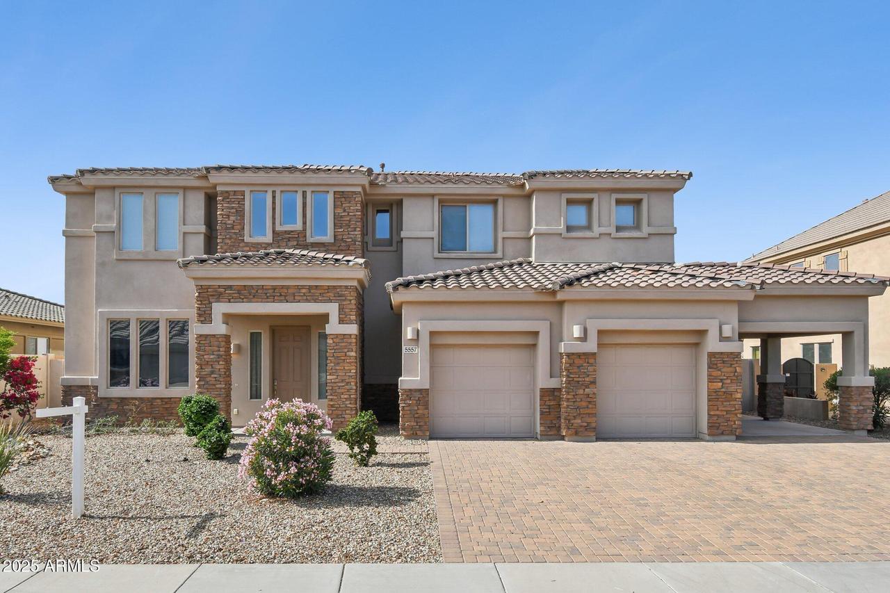 5557 W Mine Tr., Phoenix, AZ 85083