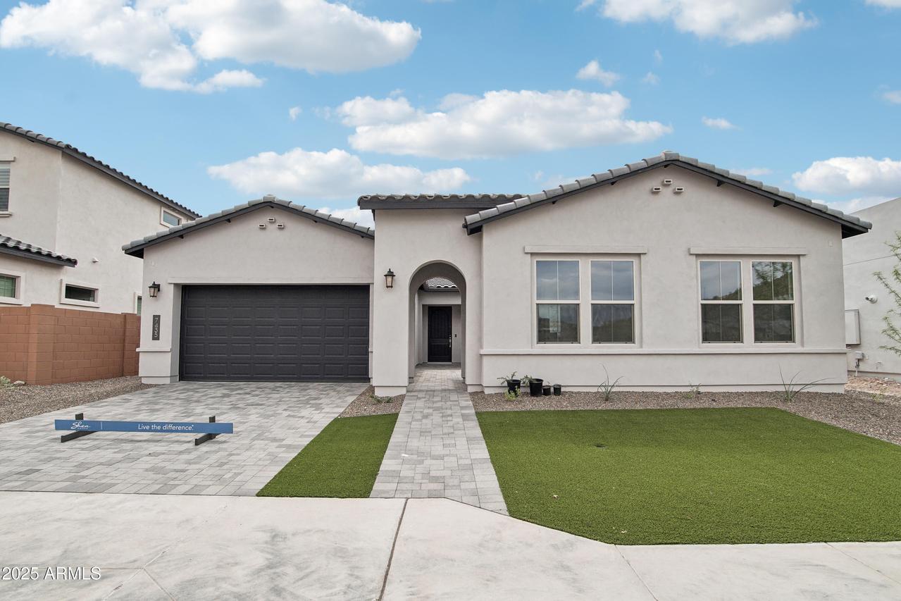 7435 W Gambit Tr., Peoria, AZ 85383