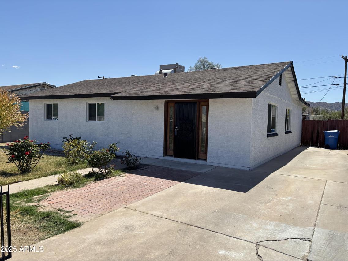 1823 E Bowker St., Phoenix, AZ 85040