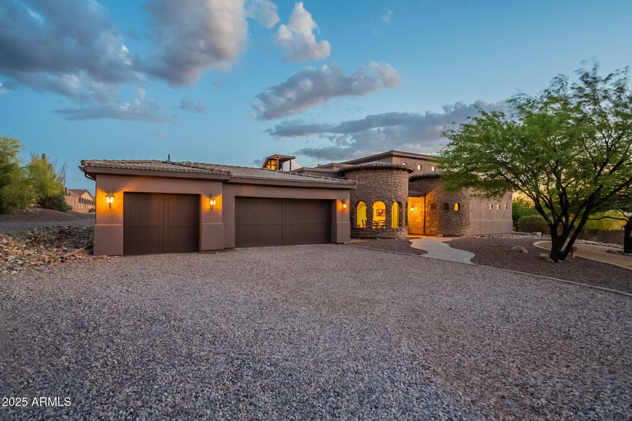 5727 E Bell St., Apache Junction, AZ 85119