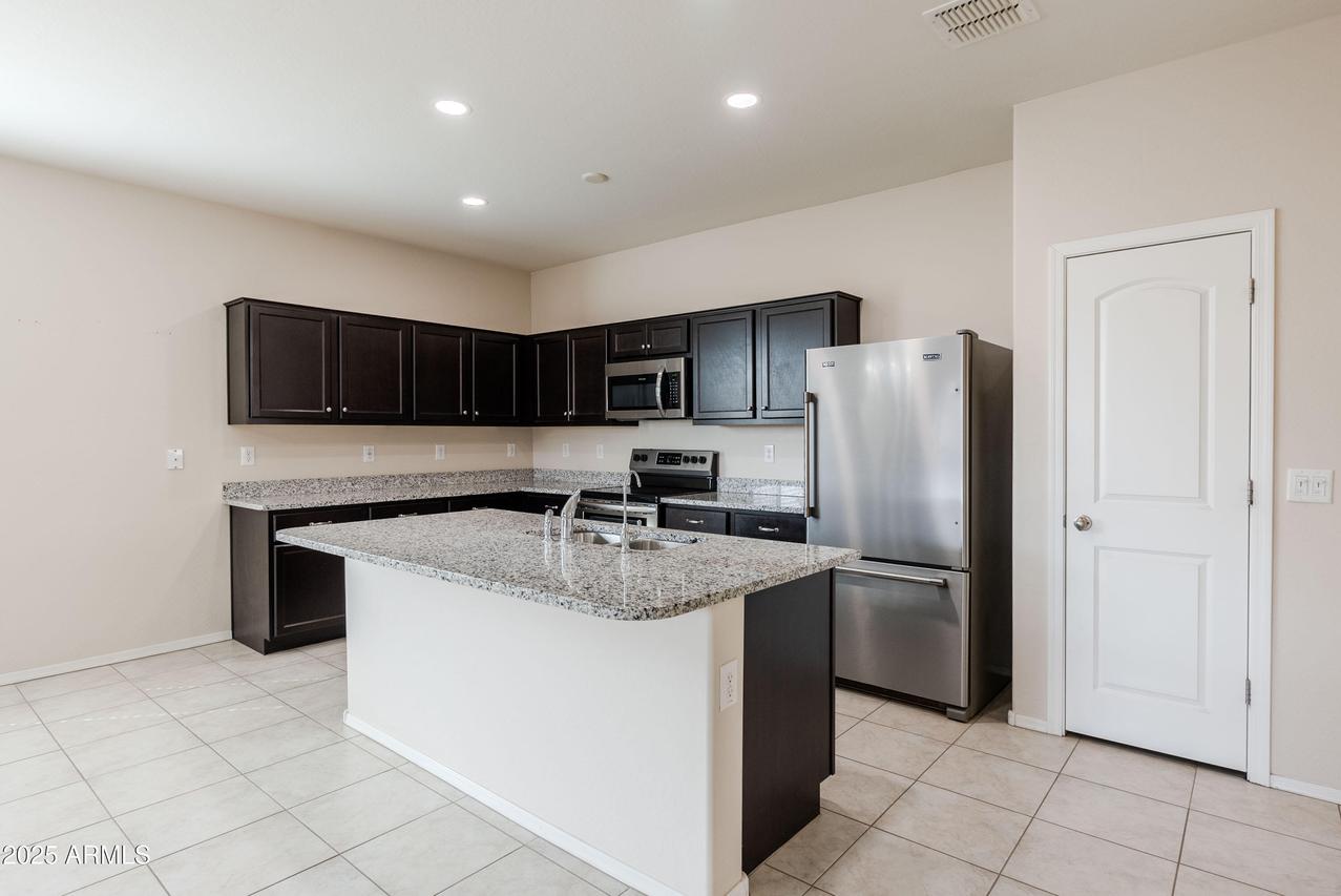 2220 N St Bonita Ln., Casa Grande, AZ 85122