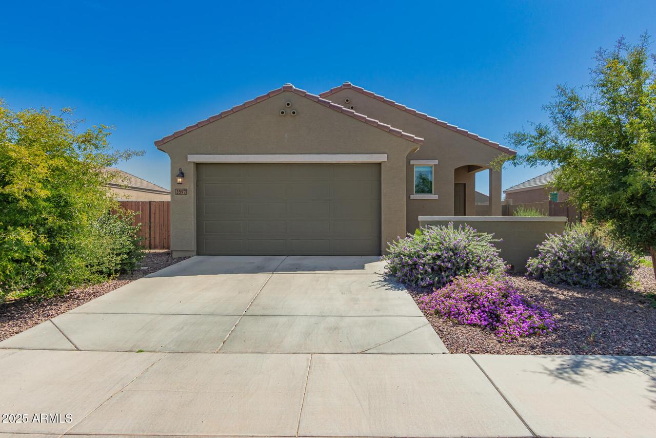 3597 E Appaloosa Dr., San Tan Valley, AZ 85140