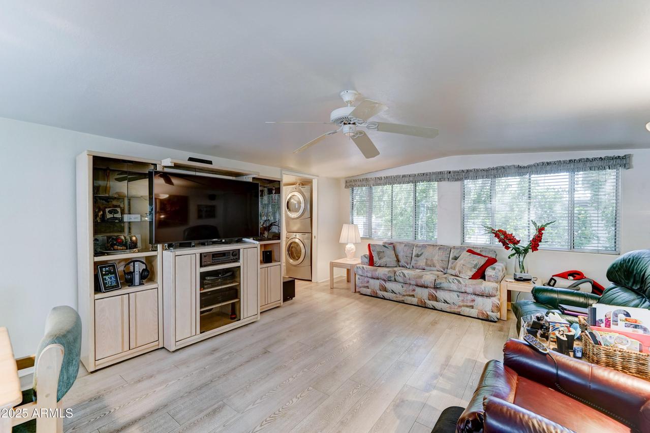 111 S Greenfield Rd. #670, Mesa, AZ 85206