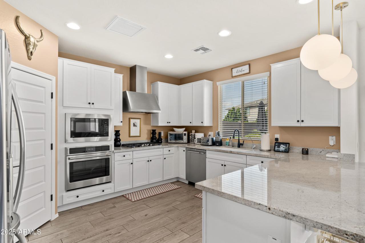 31020 N 5th St., Phoenix, AZ 85085