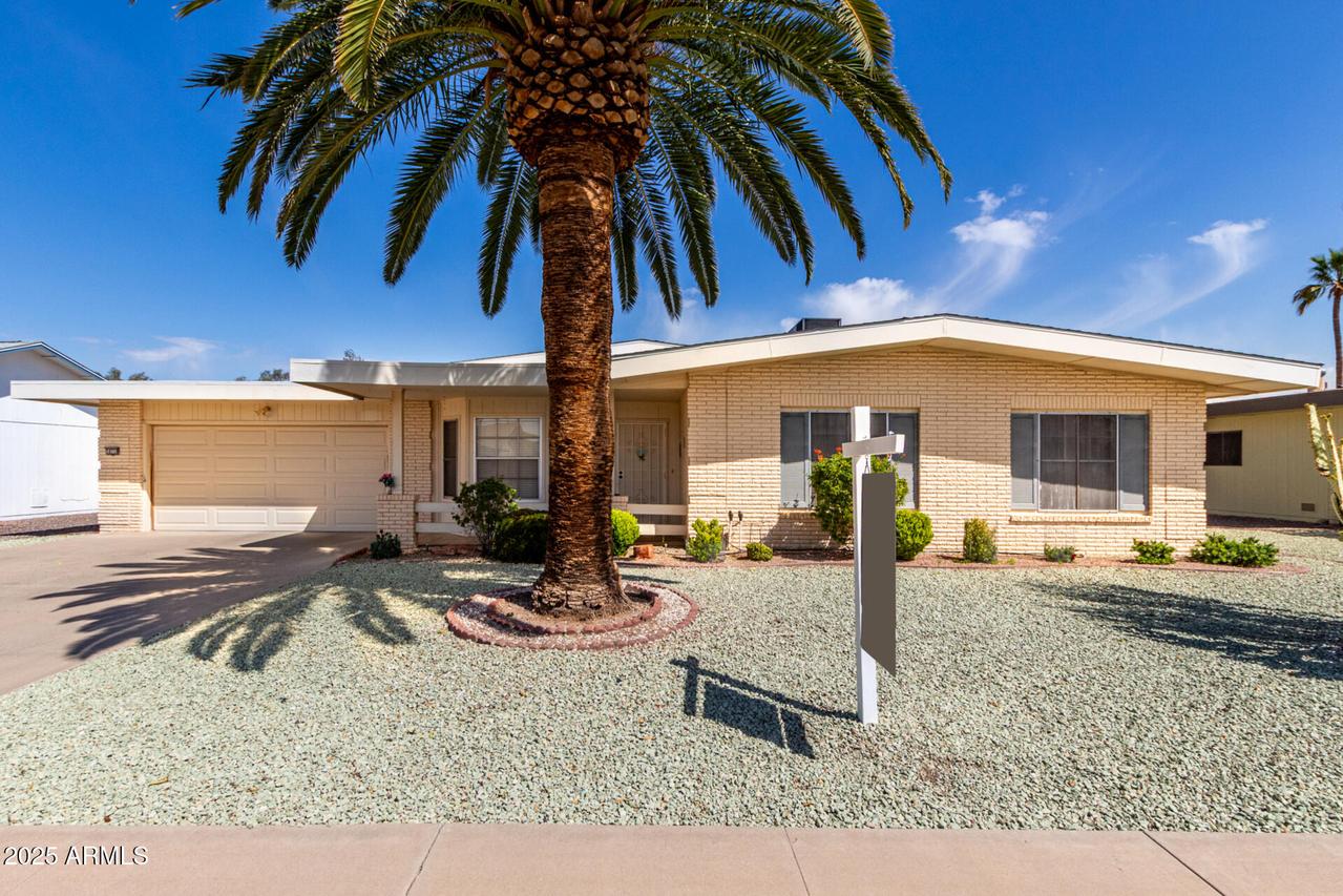 10718 W Garnette Dr., Sun City, AZ 85373