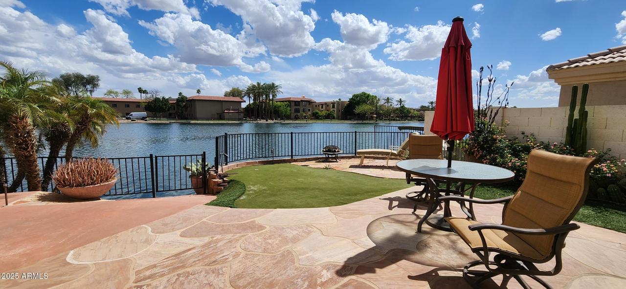 8935 W Acoma Dr., Peoria, AZ 85381