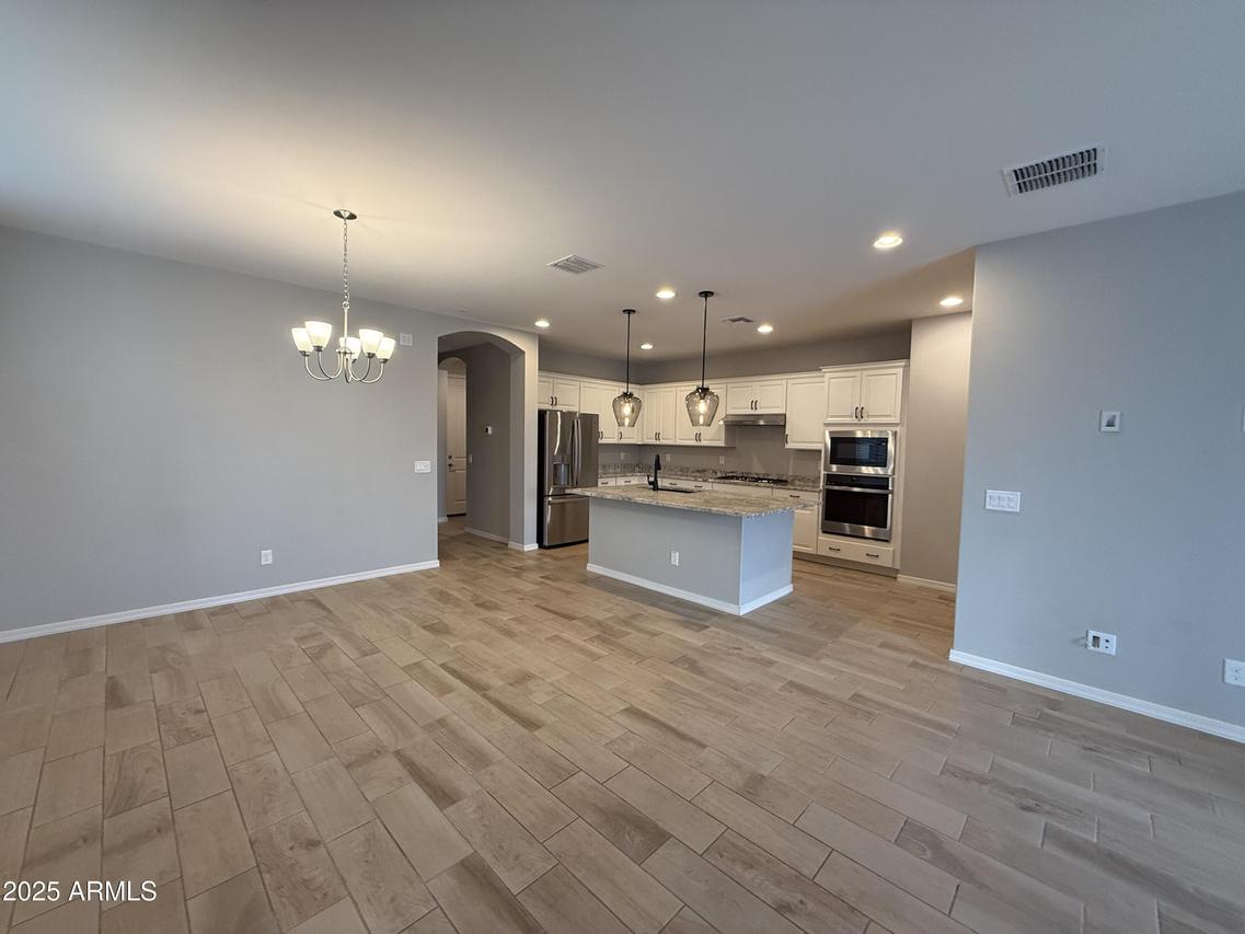 2851 W New River Dr., San Tan Valley, AZ 85144