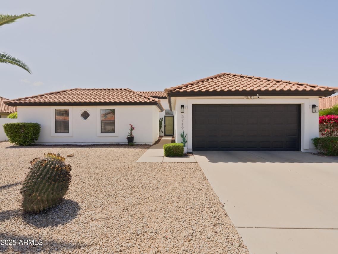 5719 E Paradise Ln., Scottsdale, AZ 85254