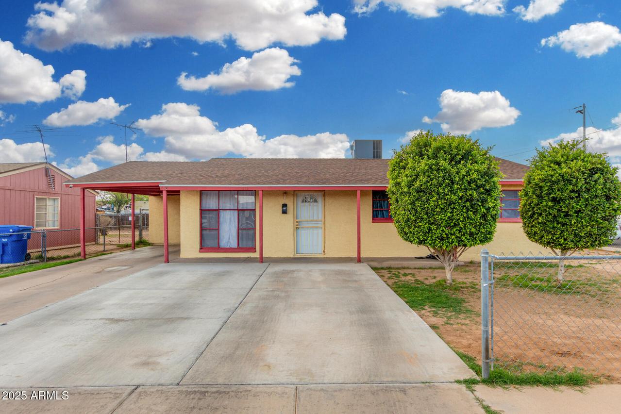 318 N 3rd Ave., Avondale, AZ 85323