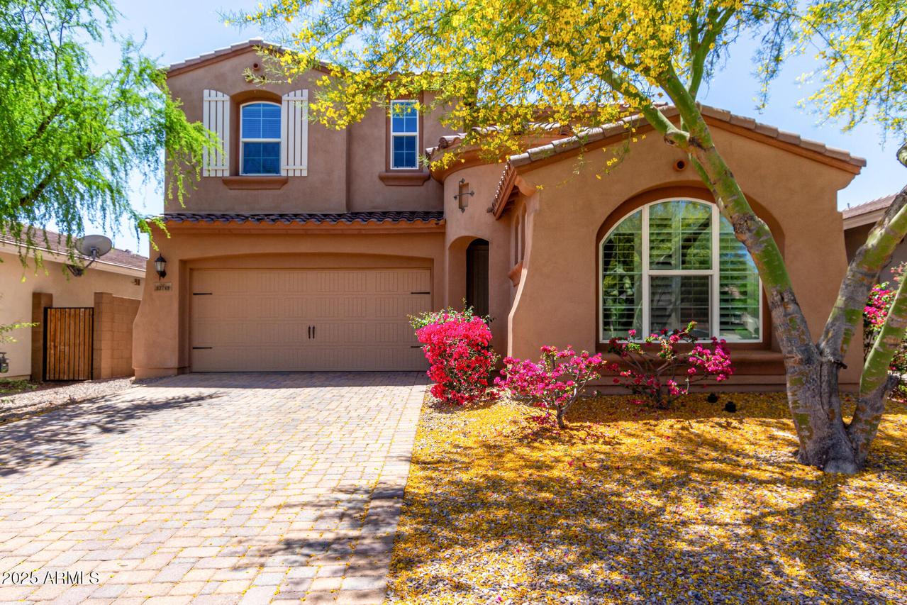 13749 W Amberwing St., Peoria, AZ 85383