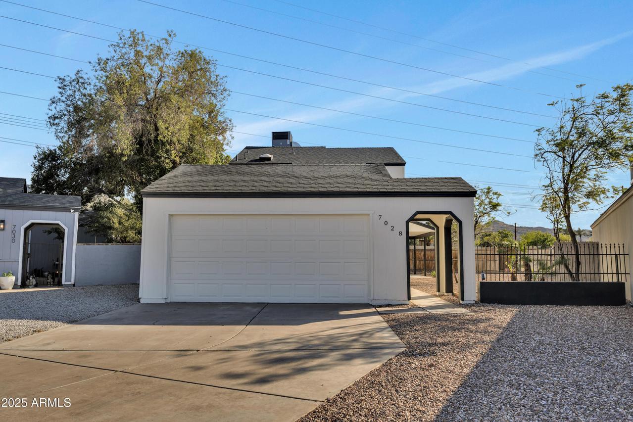 7028 S 40th Pl., Phoenix, AZ 85042