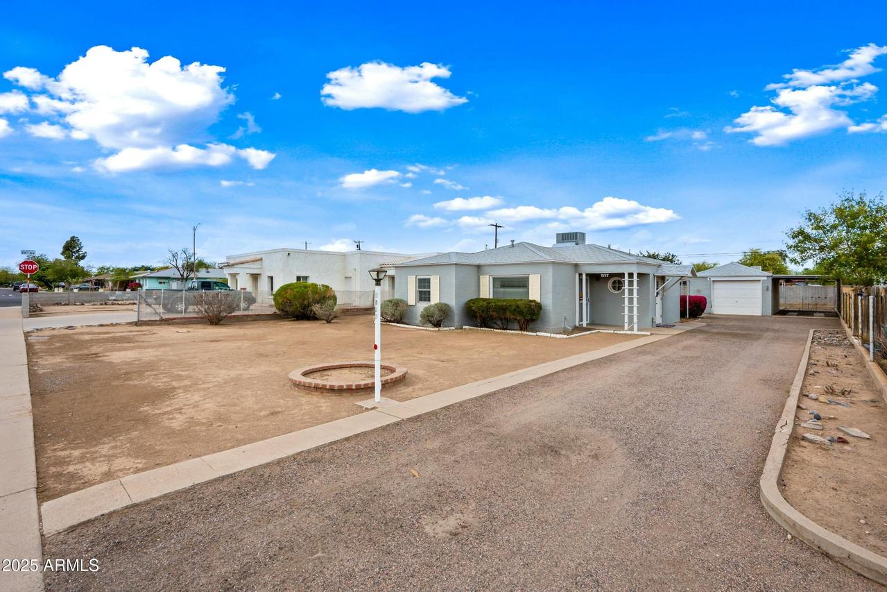 1824 W Weldon Ave., Phoenix, AZ 85015