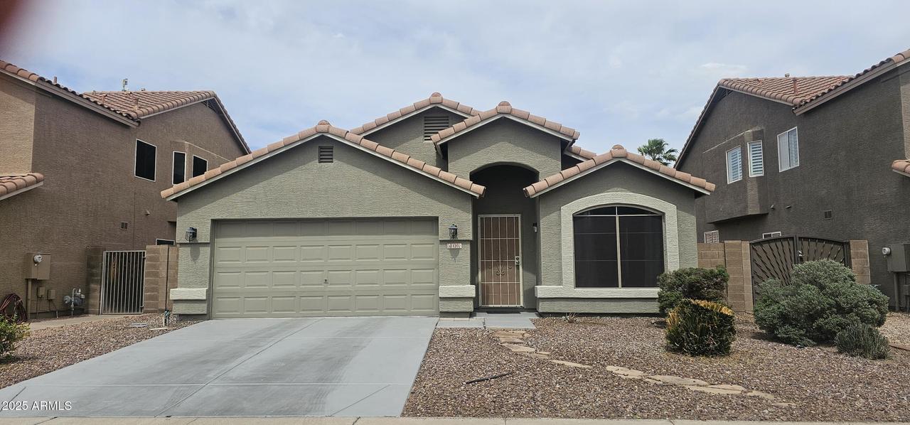 1202 W Kesler Ln., Chandler, AZ 85224