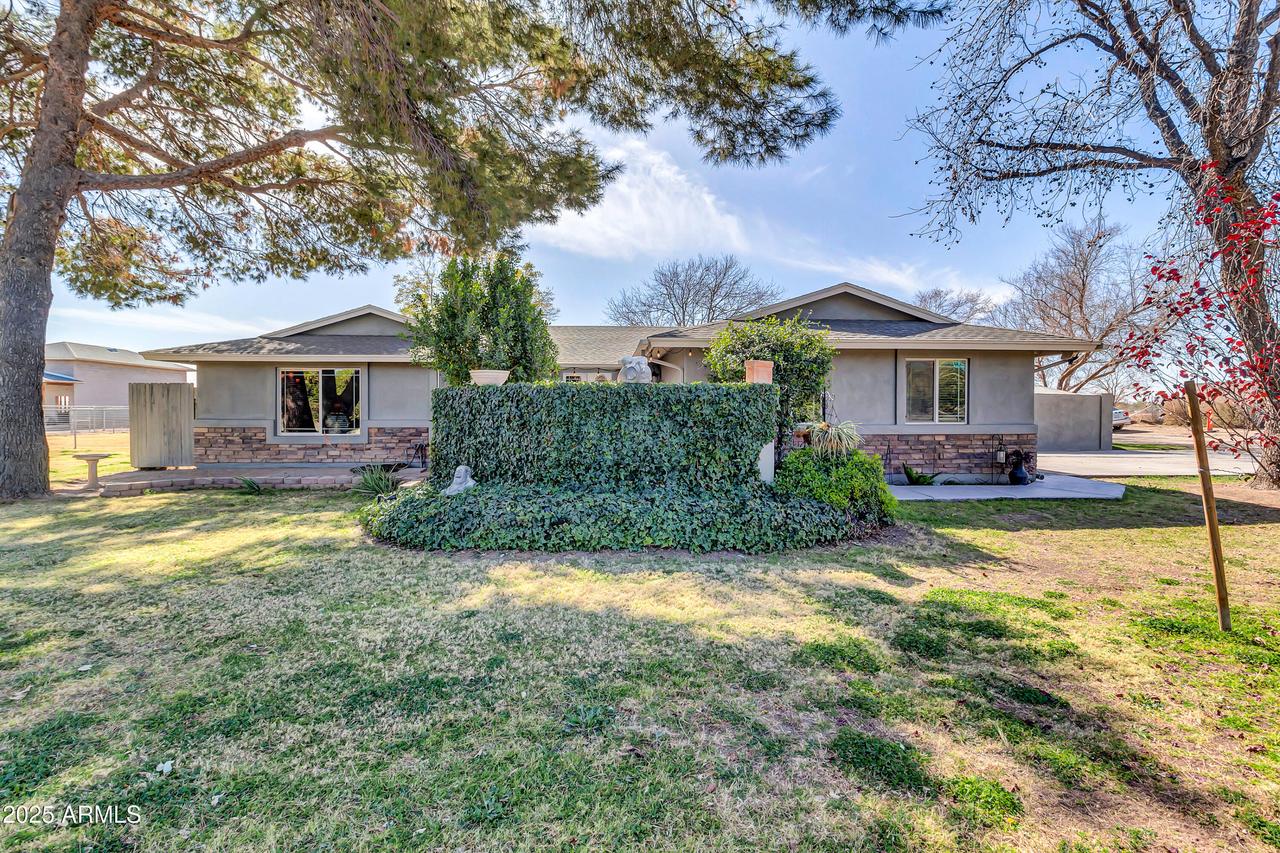 2017 E Willis Rd., Gilbert, AZ 85297