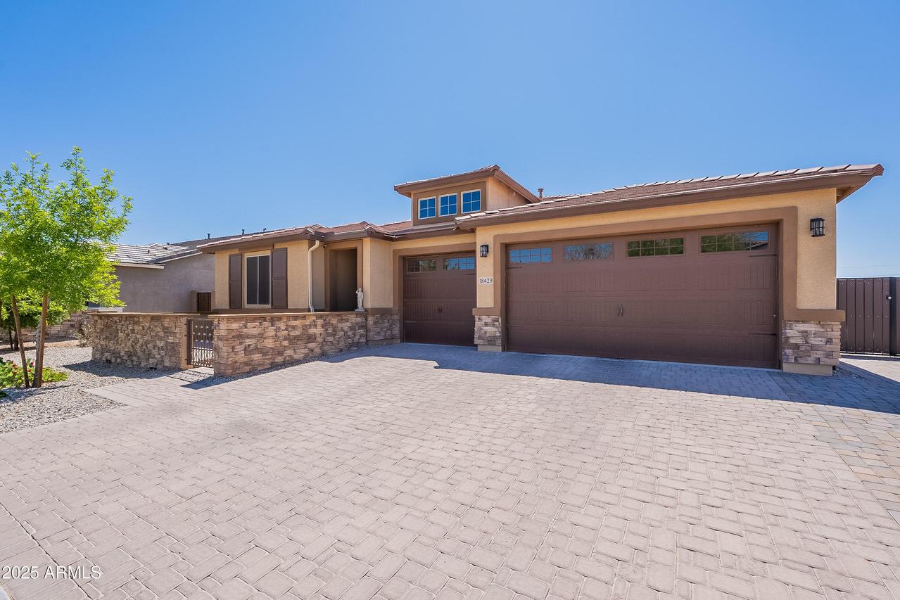 18429 W Kendall St., Goodyear, AZ 85338
