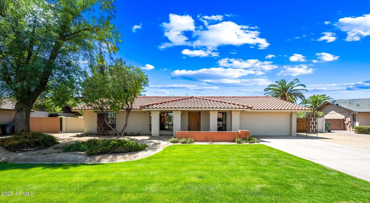 1155 E Louis Way, Tempe, AZ 85284