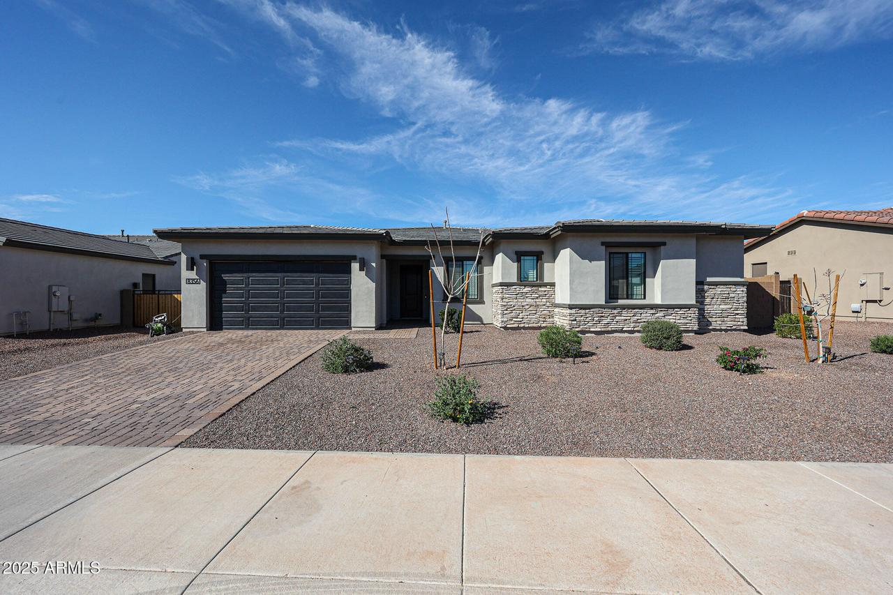 8356 W Carole Ln., Glendale, AZ 85305