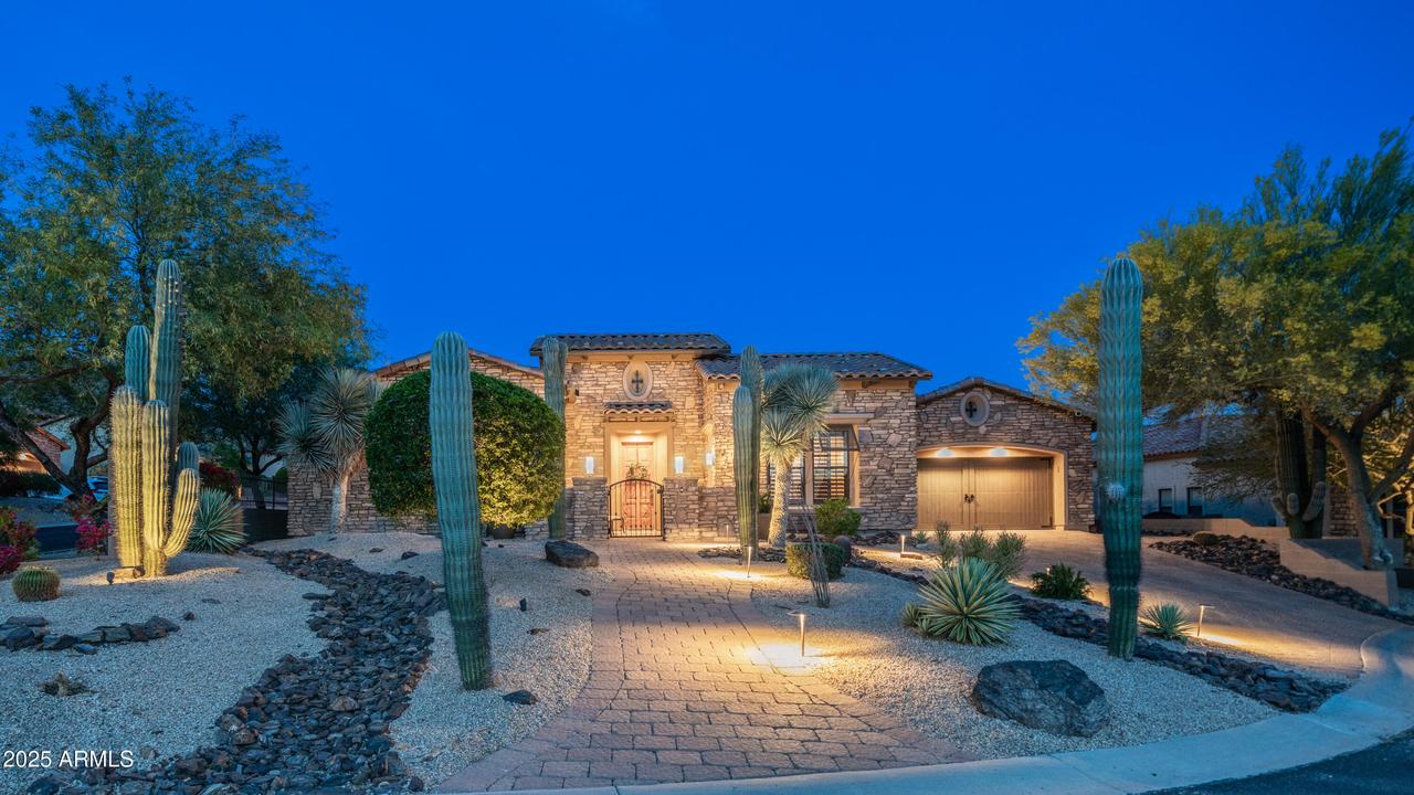 4113 N Goldcliff Cir., Mesa, AZ 85207