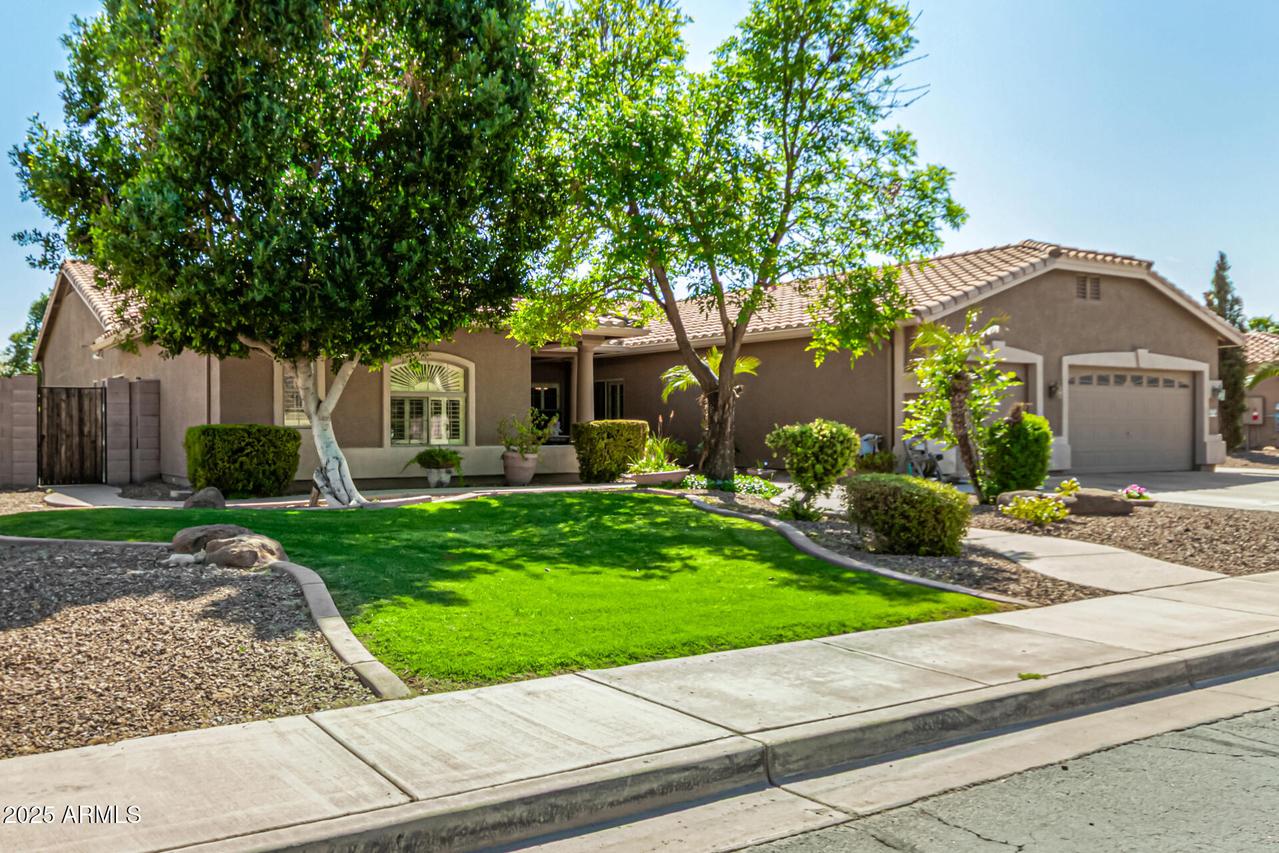 13609 W Vermont Ave., Litchfield Park, AZ 85340