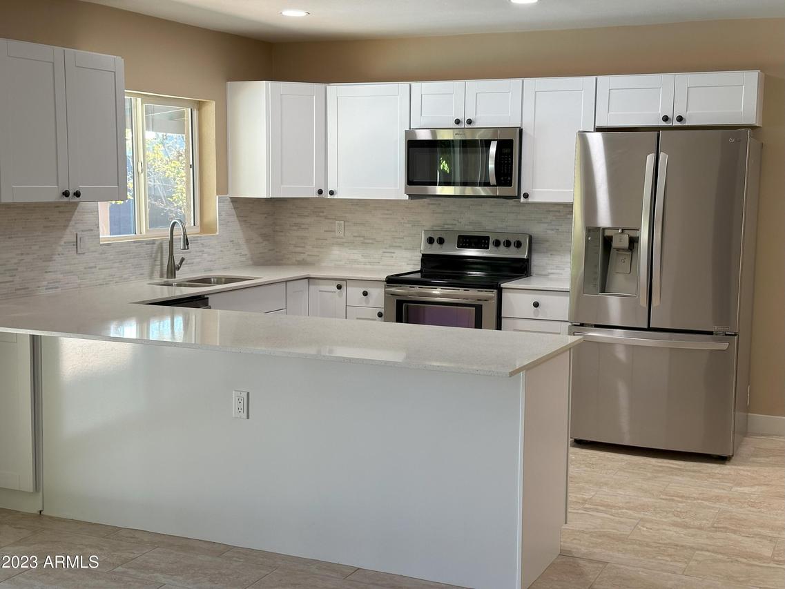 14201 N 55th Dr., Glendale, AZ 85306