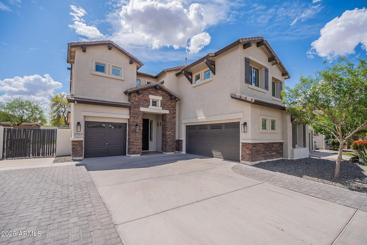 2969 E Trigger Way, Gilbert, AZ 85297