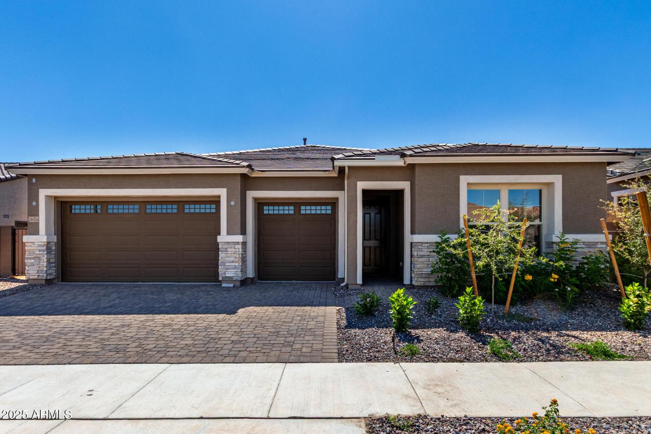 24054 N 171st Dr., Surprise, AZ 85387